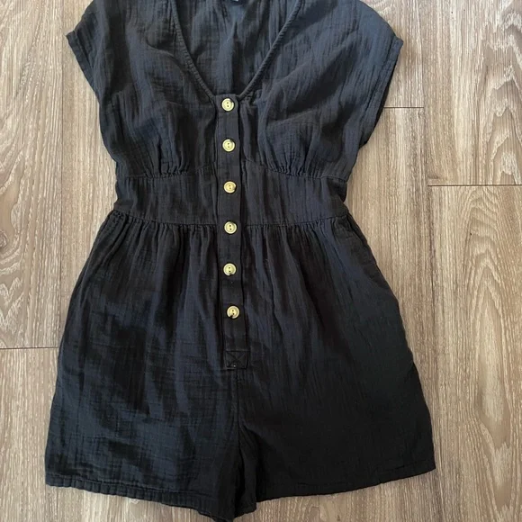 Romper - Picture 12 of 13